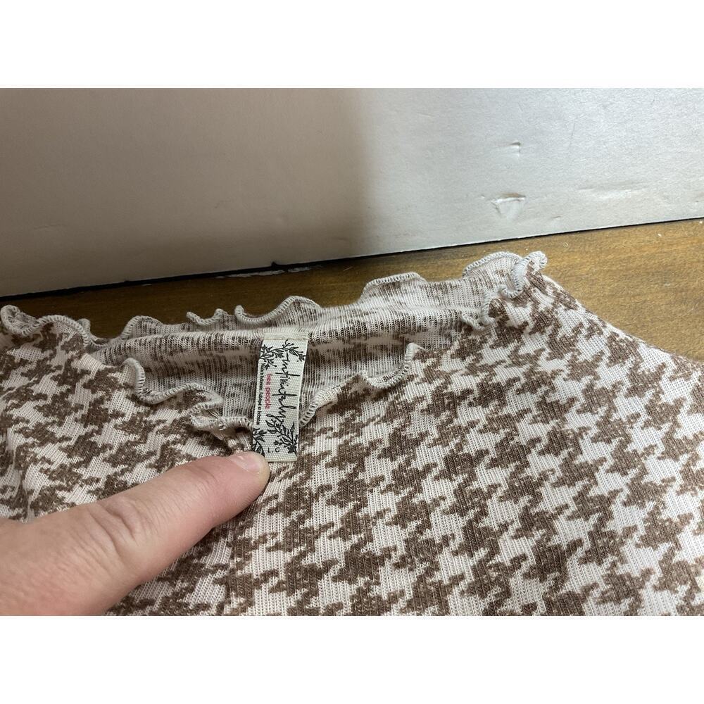 Free People Little Crush Top Long-Sleeve Mock Neck Knit Top Beige Size Large - Picture 5 of 10